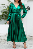 Vestidos plissados ​​com decote em V e decote em V reflexivo verde elegante bronzeado (com cinto)