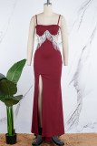 Burgunderfarbene, elegante, solide, mit Quasten ausgehöhlte, Patchwork-Kleid mit hohem Öffnungs-Spaghettiträger und unregelmäßigen Kleidern