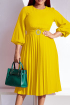 Amarelo casual elegante sólido retalhos dobra com cinto o pescoço vestidos retos (contém o cinto)