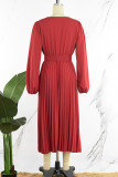 Красные повседневные однотонные платья-юбки в стиле пэчворк с V-образным вырезом и талией (с поясом)