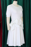 Patchwork tinta unita casual bianca con abiti a una linea con scollo a V e fiocco