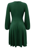 Зеленые повседневные однотонные платья с V-образным вырезом и длинным рукавом