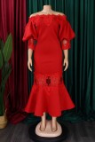 Robe longue rouge décontractée en patchwork à épaules dénudées