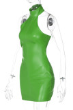 Vestidos de falda de lápiz halter sin espalda de patchwork sólido sexy verde