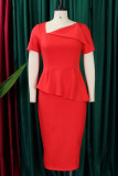 Vestidos de saia única com gola oblíqua em patchwork sólido vermelho elegante