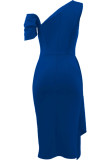 Blaues, elegantes, solides Patchwork-Abendkleid mit schrägem Kragen