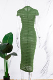 Rosenrotes, elegantes, solides Patchwork-Kleid mit durchsichtigem Faltenrock und halbem Rollkragen
