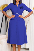 Элегантные платья трапециевидной формы с V-образным вырезом и пряжкой в ​​стиле пэчворк королевского синего цвета (с поясом)