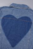 Grumo di colore casual blu Solido Bottoni scavati Accessori in metallo Decorazione Colletto a punta manica lunga Giacca di jeans normale