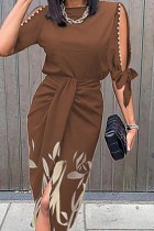 Хаки Повседневное платье с принтом в стиле пэчворк с круглым вырезом и трапециевидной линией