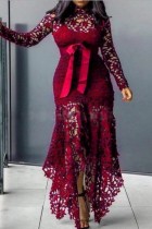 Vinröd Sexig Casual Solid urholkad asymmetriska långärmade klänningar med turtleneck
