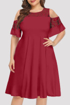 Красное повседневное однотонное лоскутное платье с коротким рукавом и круглым вырезом Платья больших размеров
