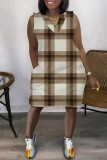 Хаки Повседневное платье без рукавов с принтом в стиле пэчворк и V-образным вырезом Платья
