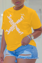 T-shirts à col rond en patchwork imprimé vintage jaune