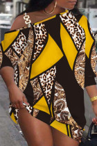 Robes droites à col Oblique, imprimé de rue jaune, Patchwork d'accessoires en métal, décoration