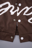 Черный уличный буквенный принт Лоскутная карманная пряжка с пуговицами Воротник-стойка с длинным рукавом из двух частей (съемный)
