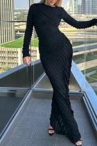 Черное повседневное однотонное длинное платье в стиле пэчворк с круглым вырезом Платья