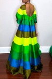Vestidos listrados coloridos com patchwork e decote em bico