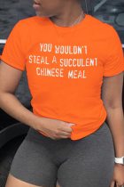 Camisetas casuais laranja com estampa de letra O no decote