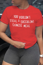 Camisetas con cuello en O y estampado de letras casuales rojas