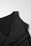 Schwarzes, lässiges, solides, langes Kleid mit Schlitz und V-Ausschnitt in Übergröße