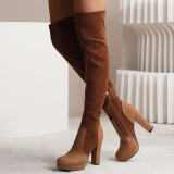 Sapatos casuais marrons com patchwork contrastante para fora da porta (altura do salto 3.94 pol.)