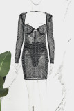 黒のセクシーなエレガントな固体パッチワーク背中の開いたメッシュホットドリル非対称襟ワンステップスカートドレス
