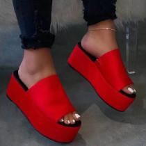 Красные повседневные базовые туфли на танкетке в стиле «рыбий рот» в стиле пэчворк (высота каблука 2.36 дюйма)