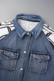 O cowboy azul casual estampado patchwork gola aberta manga comprida jaqueta jeans regular