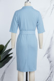 Vestidos de saia enrolados em azul celeste casual sólido com fenda e gola aberta (com cinto)