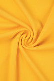 Gelber, lässiger, einfarbiger, asymmetrischer Zweiteiler mit O-Ausschnitt in Übergröße
