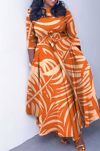 Vestido longo laranja casual estampado básico com decote em O Vestidos plus size