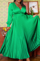 Grünes, elegantes, solides Patchwork mit Gürtel, plissiertes langes Kleid mit V-Ausschnitt (Gürtel im Lieferumfang enthalten)