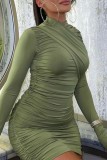 Зеленые повседневные однотонные платья с воротником до половины и длинными рукавами