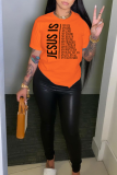 Orange lässige T-Shirts mit Buchstabe O-Ausschnitt und täglichem Druck