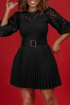Черные элегантные однотонные ажурные лоскутные платья с поясом и плиссированными платьями с круглым вырезом (ремень в комплекте)