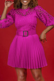 Rosa, elegantes, solides, ausgehöhltes Patchwork mit Gürtel, plissiertes O-Ausschnitt-Kleid in A-Linie (Gürtel im Lieferumfang enthalten)