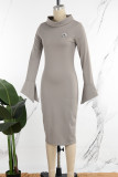 Ljusgrå Elegant solid patchwork-dragkedja O-hals-omslagna kjolklänningar（Med en brosch）