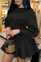 Черные повседневные однотонные платья с открытой спиной и круглым вырезом с длинными рукавами