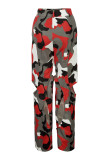 Rote, lässige Hose mit Camouflage-Print, ausgehöhlt, Patchwork, gerade, mittlere Taille, herkömmliche Hose mit Volldruck
