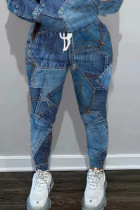 Cordoncino con disegno patchwork con stampa Street blu, pantaloni regolari con stampa completa convenzionale a vita media