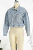 Hellblaue, lässige, langärmlige, normale Jeansjacke mit Patchwork-Nieten und Umlegekragen