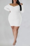 Белые повседневные однотонные базовые платья больших размеров с V-образным вырезом и длинным рукавом