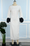 Vestidos brancos casuais com estampa de bolinhas básicas com decote em O e manga comprida