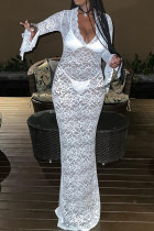 Vestido longo branco com renda sólida e patchwork transparente com decote em V