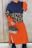 Бордовое повседневное платье в стиле пэчворк с разрезом на шнуровке и воротником с капюшоном с принтом Платья больших размеров