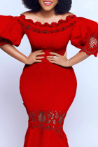Rote, elegante, einfarbige Spitze mit ausgehöhltem Patchwork, schulterfreies Trompeten-Meerjungfrauenkleid