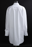 Белая повседневная однотонная лоскутная рубашка с пряжкой и воротником из двух частей с длинным рукавом