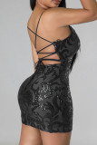 Vestidos de falda envueltos con cuello en V sin espalda y lentejuelas con vendaje floral sexy negro