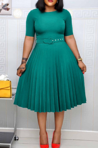 Dark Green Casual Solid Patchwork With Belt O Neck Pleated Plus Size Dresses
